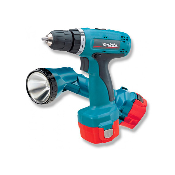 Аккумуляторная дрель (шуруповерт) MAKITA 6271 в прокат